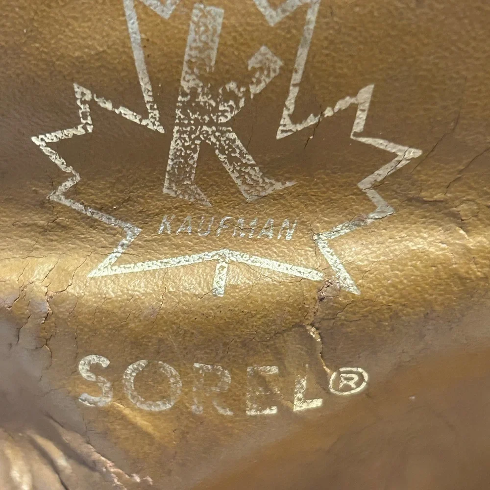 Sorel Kaufman Canada Waterproof Insulated Leather Winter Boots Woman’s Size 9